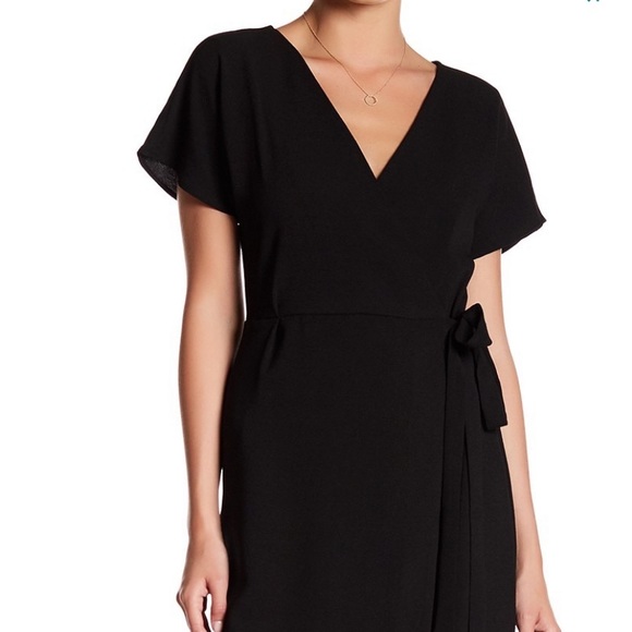 Bobeau Short Sleeve Crepe Wrap Dress - Picture 2 of 5